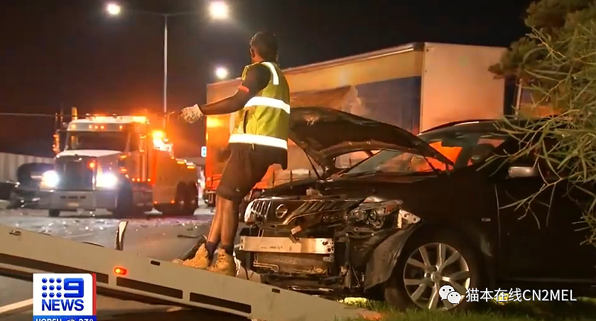 Glen Waverley高速公路晚间突发16辆车重大交通事故，汽车被压成“罐头”，多人重伤（组图） - 5