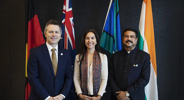 澳洲官宣给印度留学生特权；持有印度文凭的外来人口可在澳直接就业；澳近十万印度留学生登陆澳洲（组图） - 8