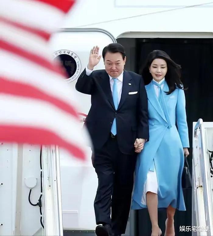 韩国第一夫人出访美国，换装不停西装造型惊艳，白宫国宴菜单曝光（组图） - 2