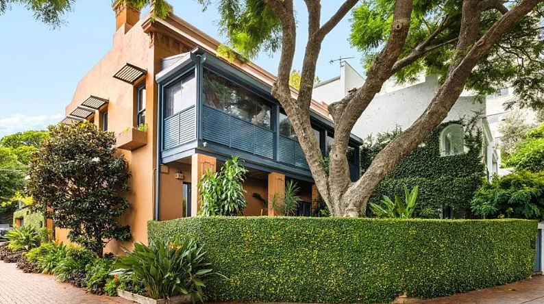 势头正劲！悉尼东区的一栋房屋在 “精彩 “的拍卖中以高于底价210万澳元成交（组图） - 7