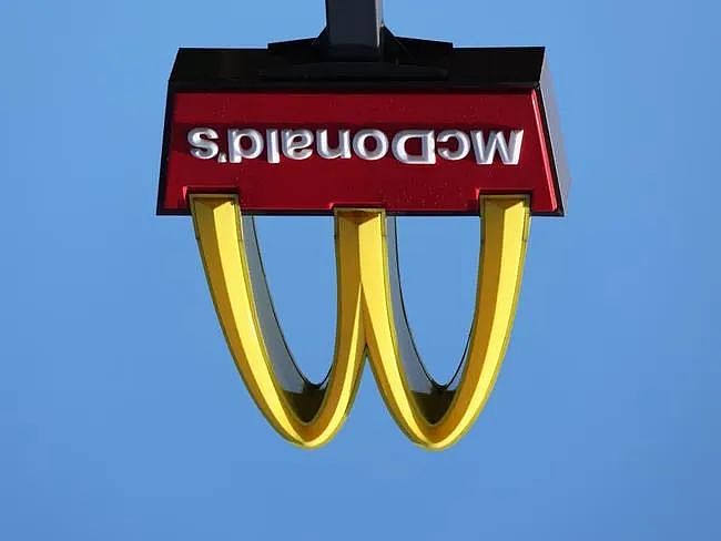 麦当劳标志“M”的隐藏含义，再也不敢直视它了（组图） - 3