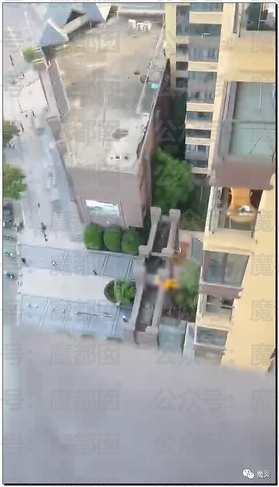 金发赤裸上身男子吊在窗外，最终“砰”摔下楼的事件真相（视频/组图） - 8