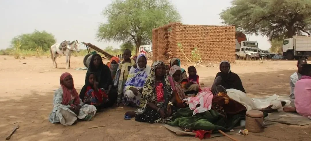 联合国：苏丹爆发全面人道灾难，数万人逃离苏丹（组图） - 11