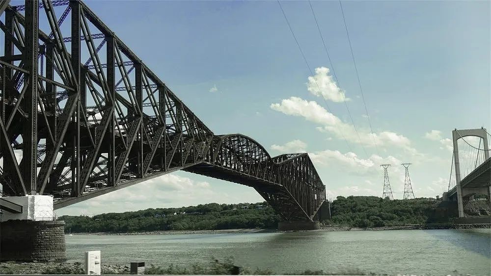 19000吨钢筋“从天而降”，大桥剪彩前突然垮掉，75人当场身亡（组图） - 4
