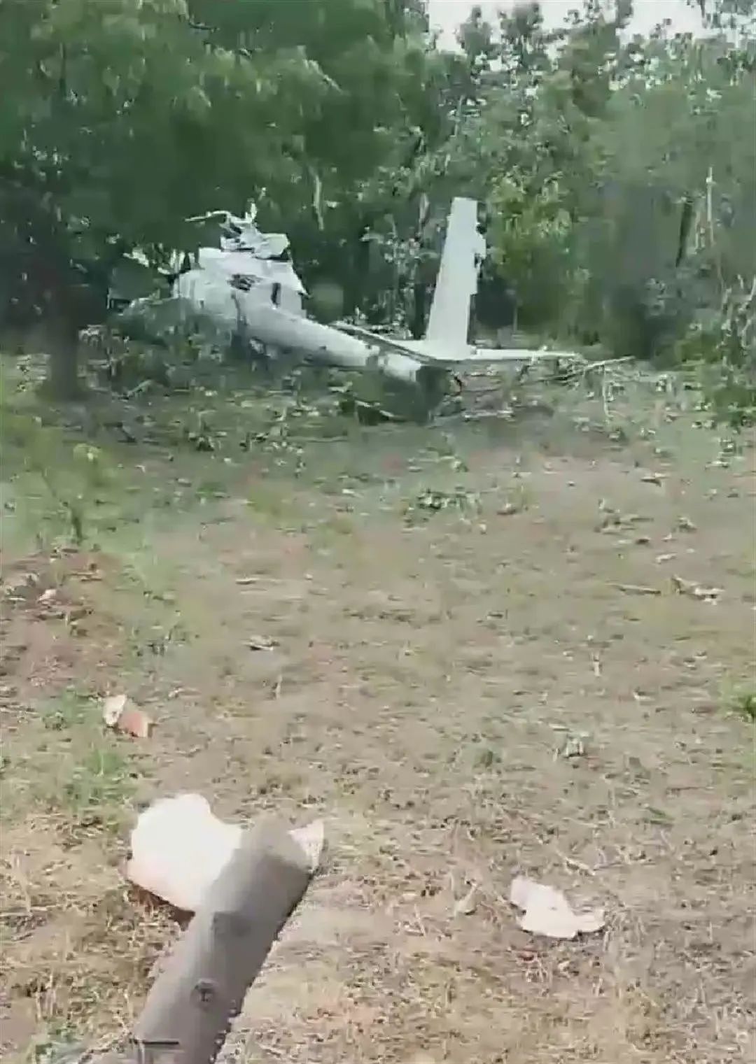 西安一架直升机坠落！“ 3人遇难”（组图） - 3