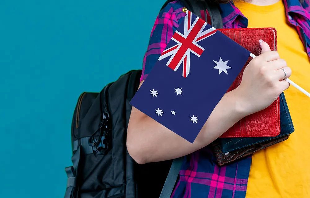 澳洲打工限制即将恢复，中国留学生坦言遭“沉重打击”！94%申请被拒签，欺诈性签证激增，澳高校决定拒收印度学生（组图） - 6