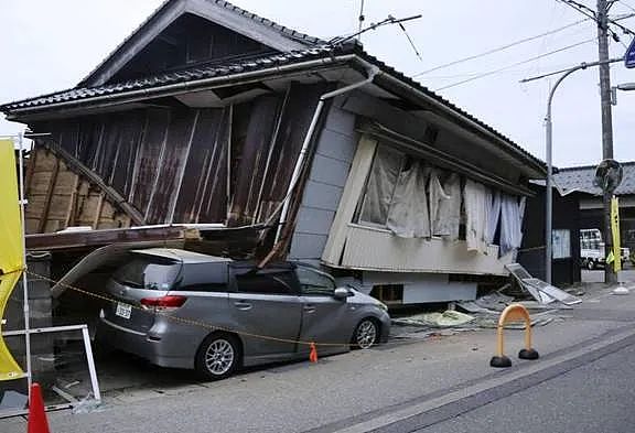 日本突发6.5级强震，已23死伤！ 11分钟狂震4次 ，路裂屋倒土石崩落！（组图） - 9