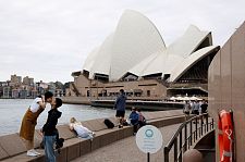 澳洲庆祝英国国王查尔斯加冕，悉尼歌剧院不点灯，原因是......（组图）