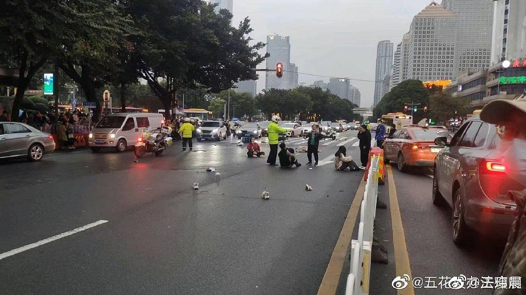 广州宝马故意撞人酿5死13伤案，22岁司机不服死刑判决提出上诉（组图） - 4