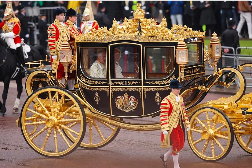 英王登基，全球瞩目！查尔斯开启王室70年首次，仪式新颖，最抢镜是她…（组图） - 6