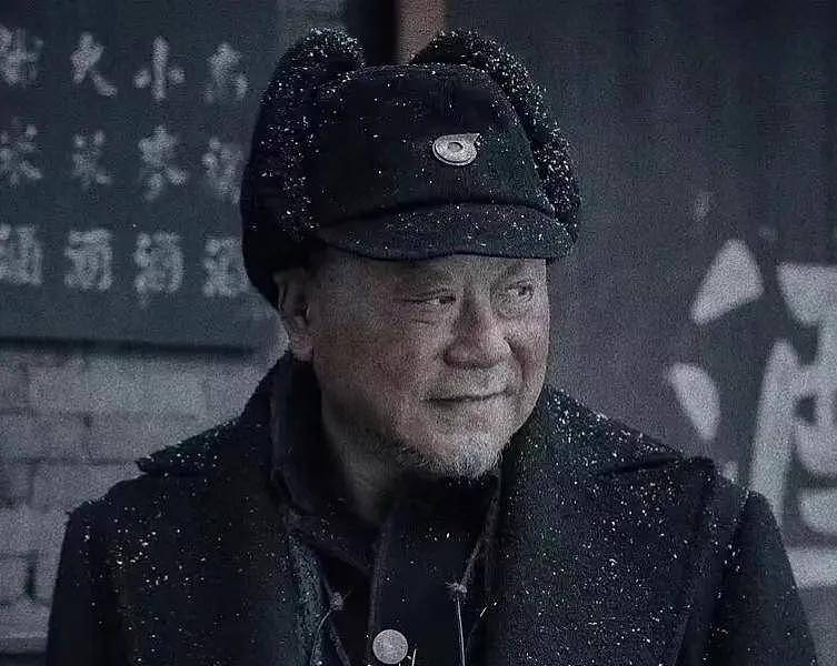 61岁的范伟，再次爆红全网！离开赵本山，是他做过的最正确选择（组图） - 35