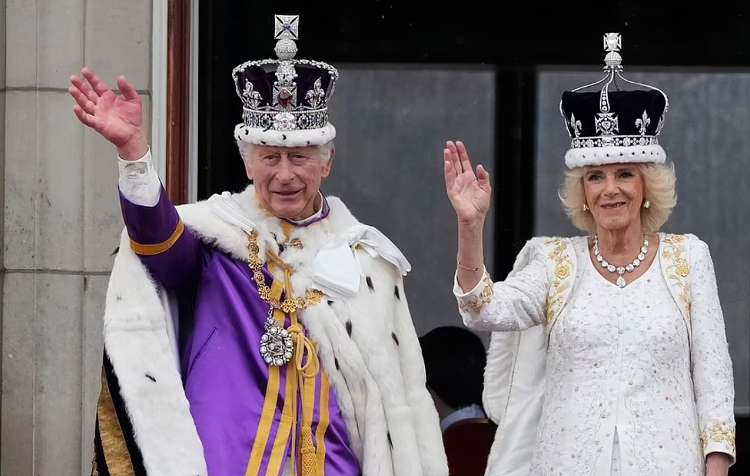 英王登基，全球瞩目！查尔斯开启王室70年首次，仪式新颖，最抢镜是她…（组图） - 14