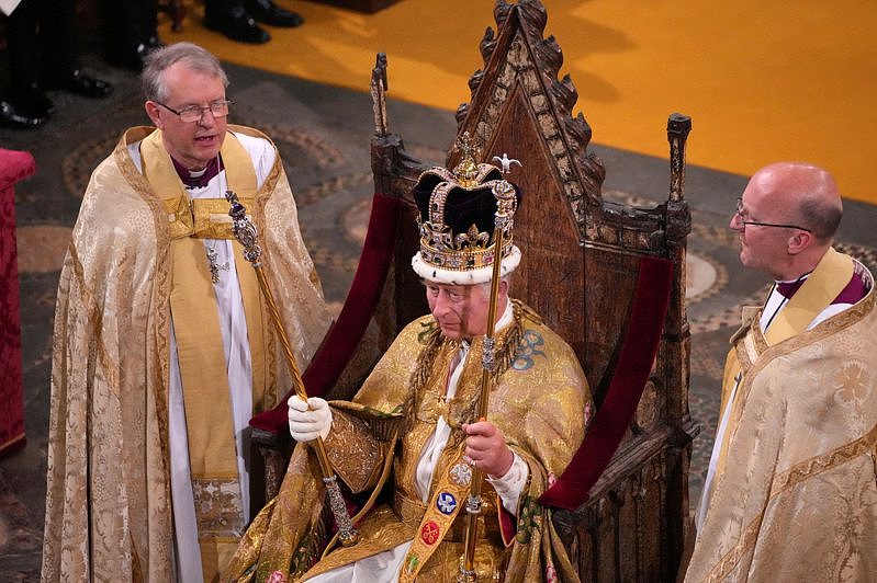 开销比女王多了一倍！查理三世加冕大典，花费1亿英镑（组图） - 11