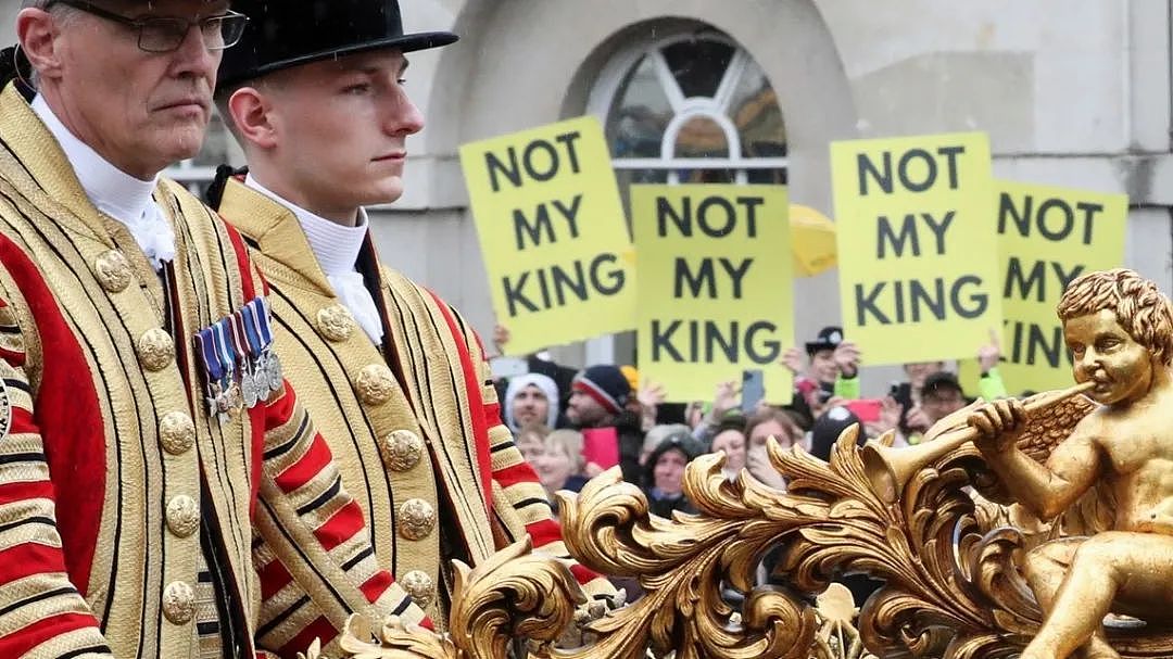 “不是我国王，废除君主制”！查尔斯加冕现场出现尴尬一幕，脱离英联邦，新西兰总理被逼表态……（组图） - 5