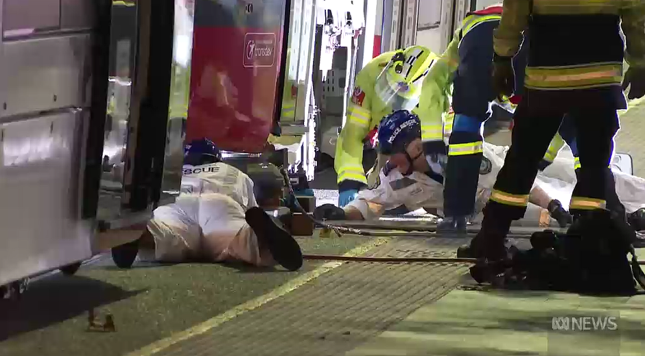 澳一名少女在唐人街被电车撞倒并拖行200米，当场死亡！澳媒惊呼：她才16岁…（组图） - 7