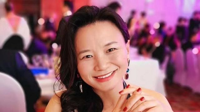成蕾：澳洲华裔记者在中国被关押千日后仍未得到判决（组图） - 1