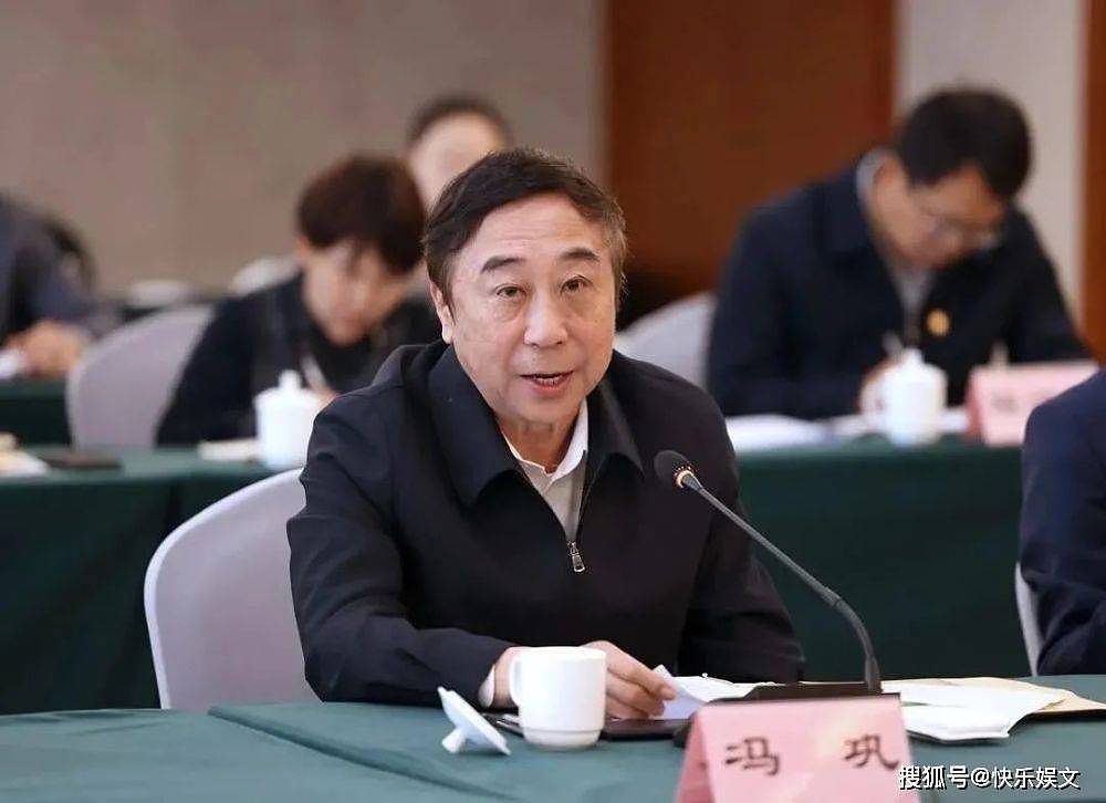 73岁姜昆不再担任曲协主席，小7岁冯巩接任（组图） - 8