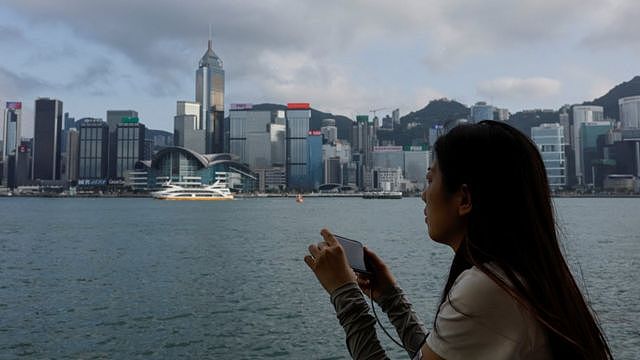 香港投资移民：民间热议之下仍然“只闻楼梯响”（组图） - 11