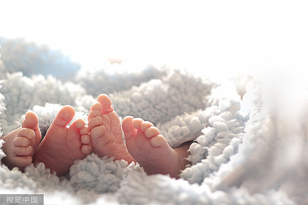 五千万分之一机率！澳洲24岁女子双子宫同时怀孕，奇迹产下双胞胎（图） - 1