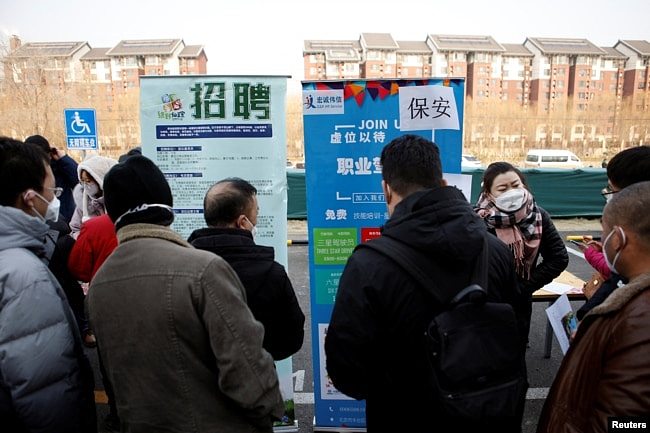 中国失业率拉响警报，1200万大学毕业生觅工难（组图） - 2