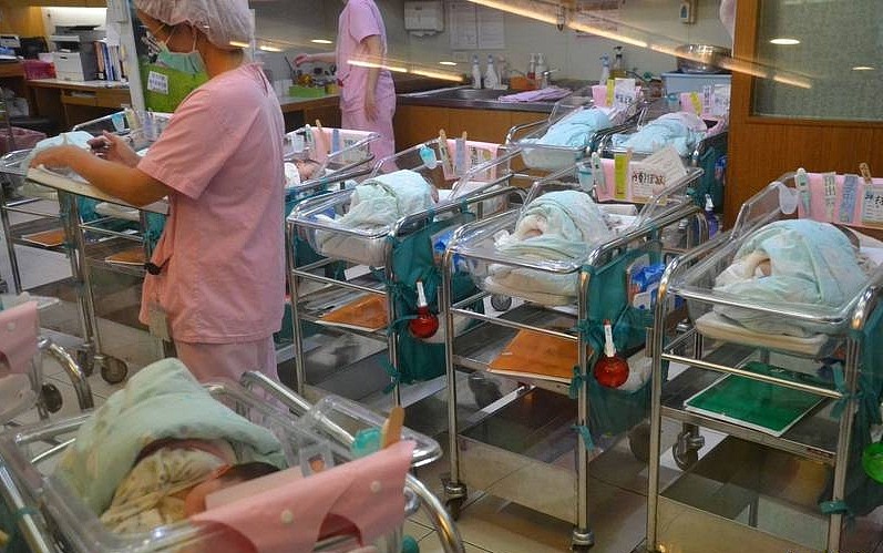 中国新生儿数量减少！今年全国新生人口或不足800万（组图） - 3
