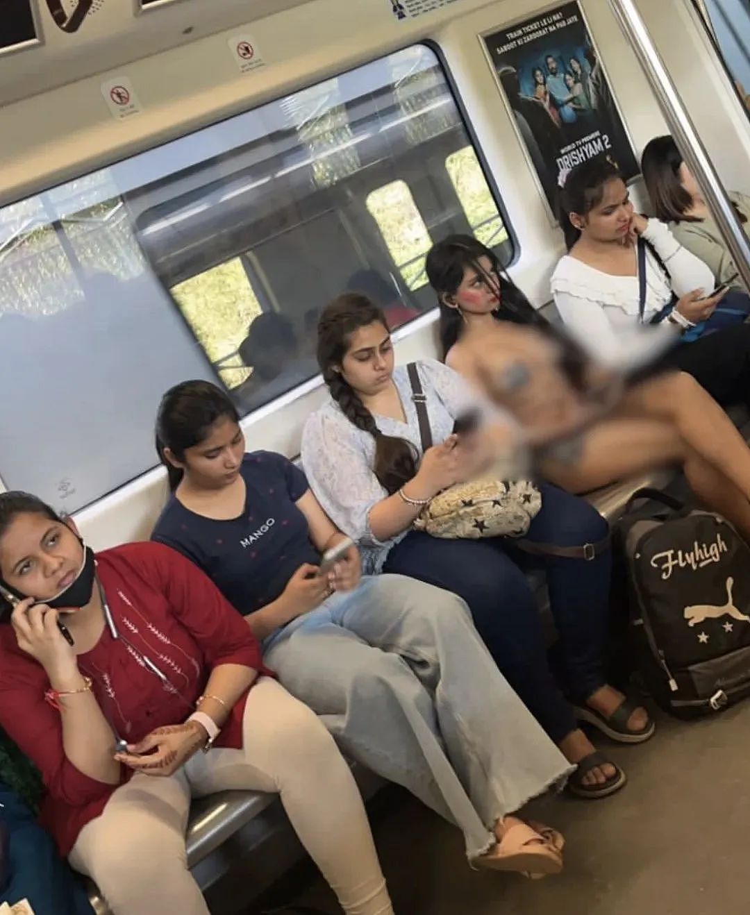 印度女孩坚持穿比基尼坐地铁，结果被网友家人道德审判了（组图） - 4