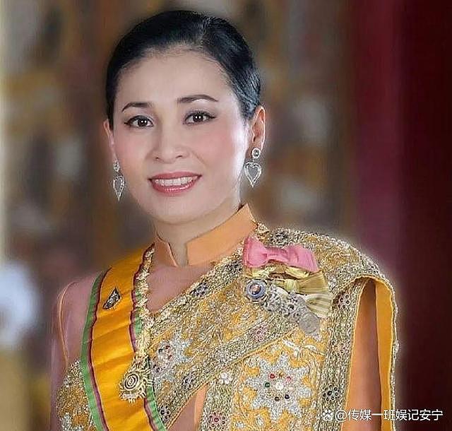 从贴身保镖变成泰国的王后，没有子嗣才是苏提达最大的问题（组图） - 5