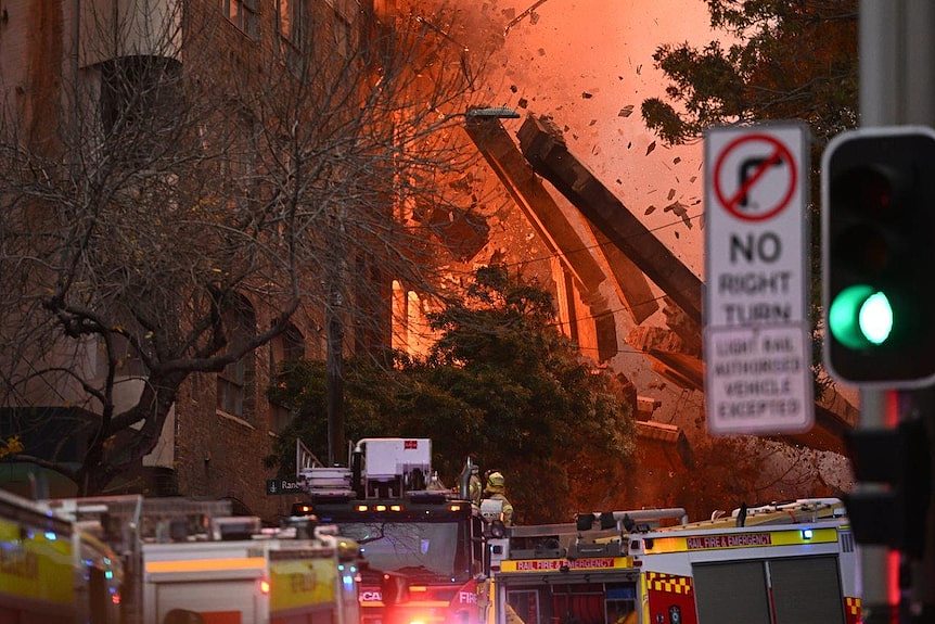 悉尼大火：两名13岁少年向警方自首（组图） - 4