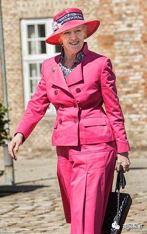 凯特王妃变身“真人芭比”惊艳全网！穿超粉嫩套装亮相，最灾难的颜色竟然被她拿捏了（组图） - 66