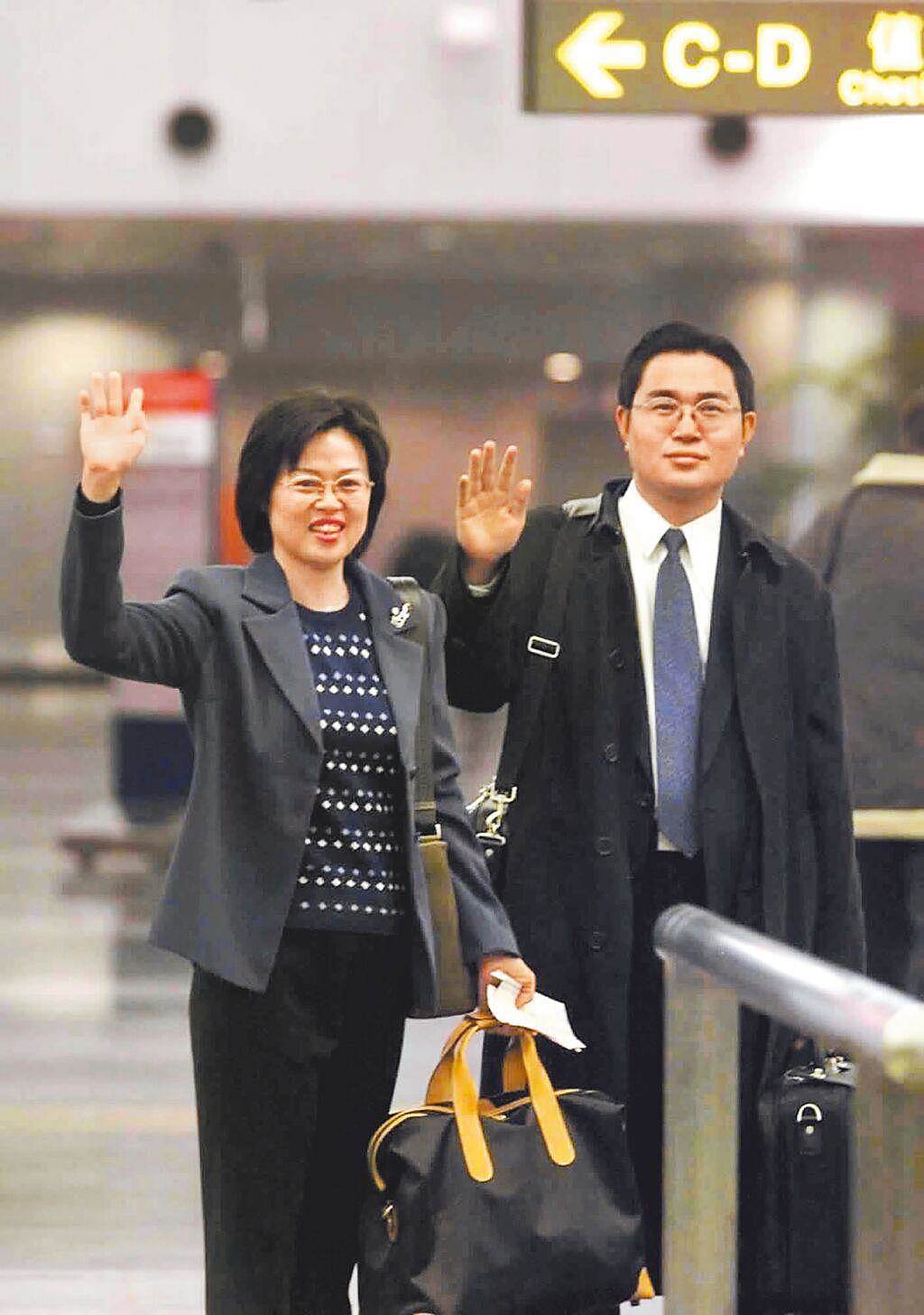新任国台办新闻副局长兼发言人陈斌华，曾是首批陆驻台记者（图） - 1