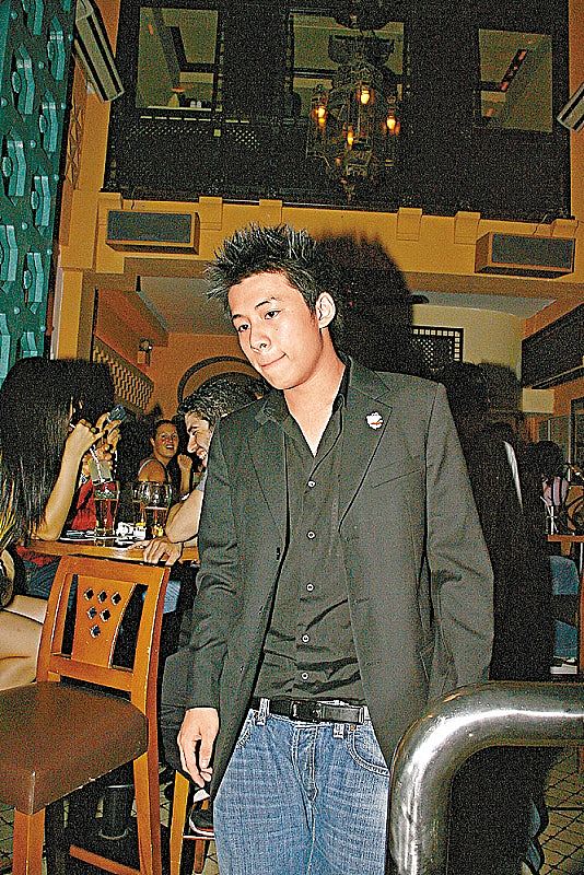 34岁霍启仁带泰国女友出席饭局近照罕曝光，白净斯文被指撞样甘比（组图） - 3
