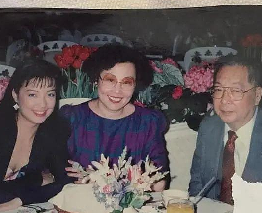 史上第6人！华裔女演员留名星光大道，单亲妈妈开餐厅养大 当众中文致谢（组图） - 14