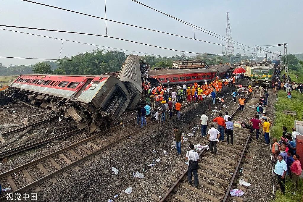 印度本世纪最严重火车事故！致千人死伤，赔偿方案公布（组图） - 1