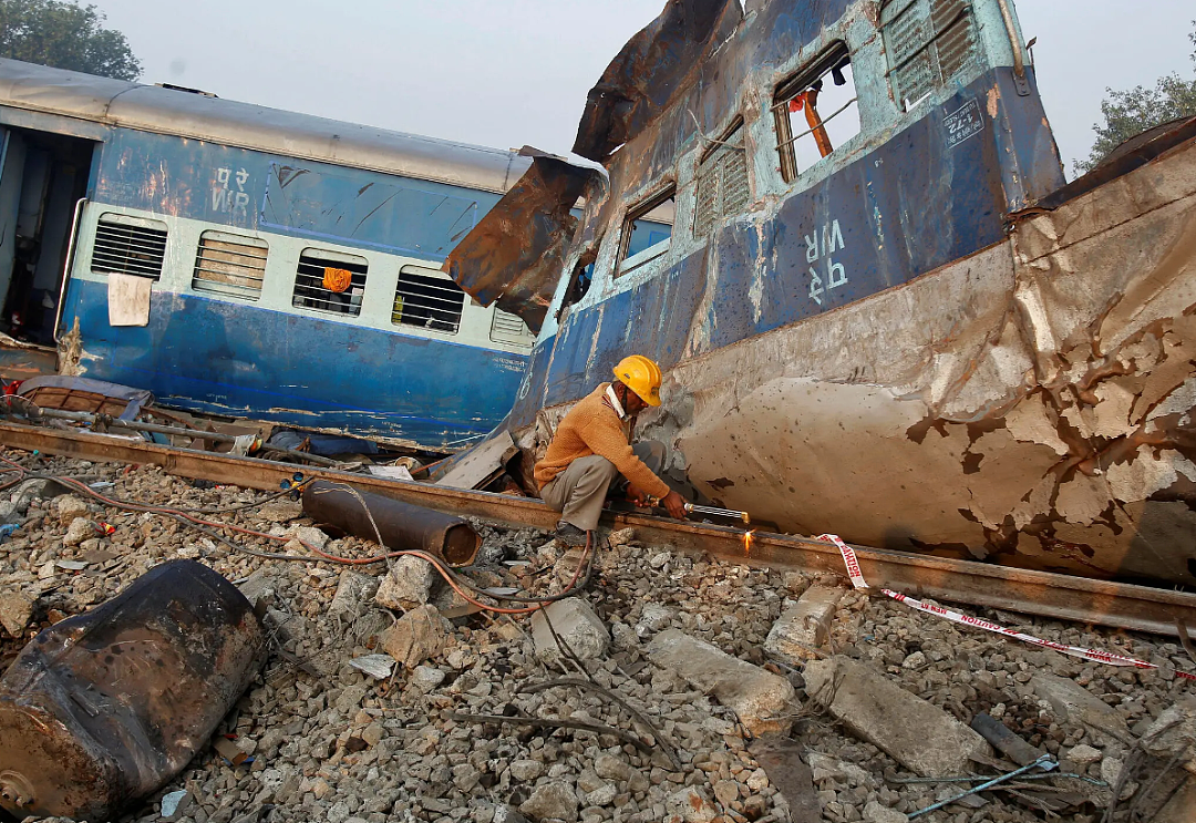 印度本世纪最惨火车事故因人祸，为何脱轨总发生在这里？（组图） - 3