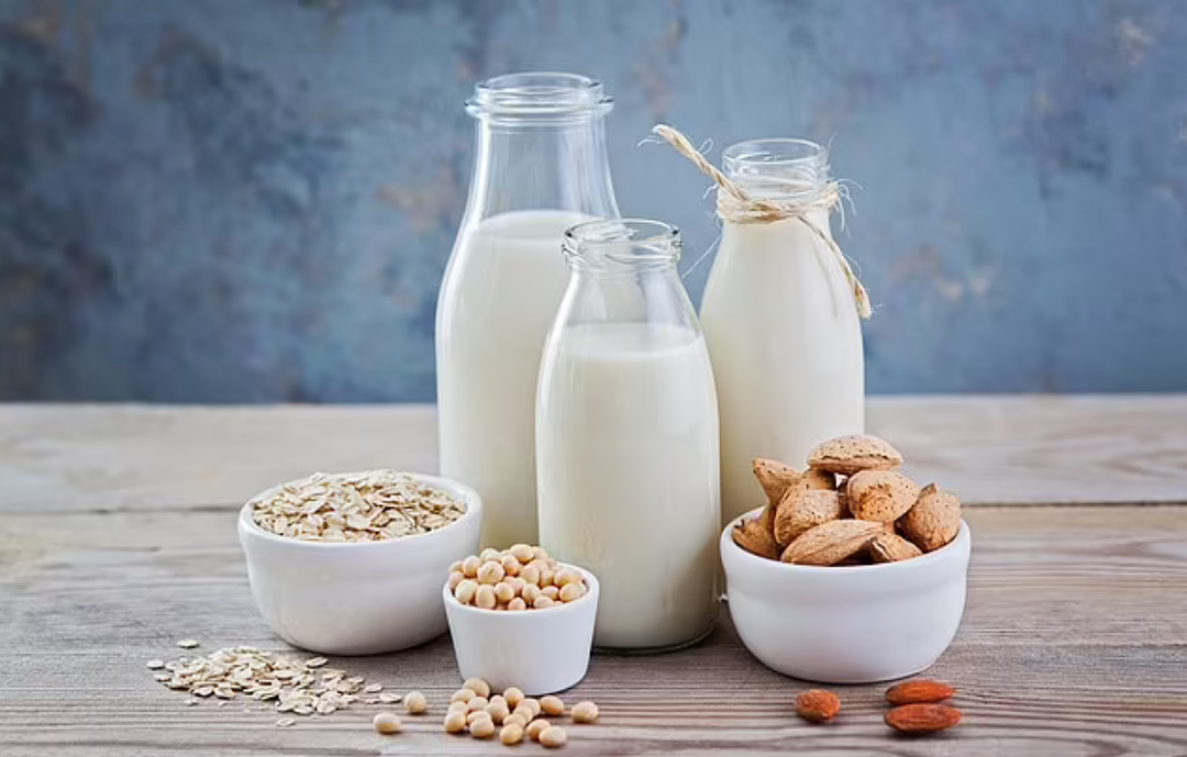 牛奶、豆浆、杏仁奶和燕麦奶谁最有营养？营养专家答案来了…（组图） - 1