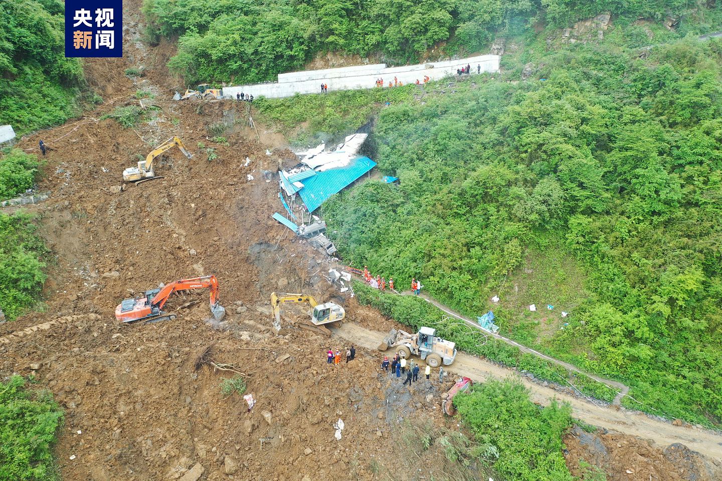 四川乐山国有林场发生高位山体塌方，19人遇难（组图） - 2