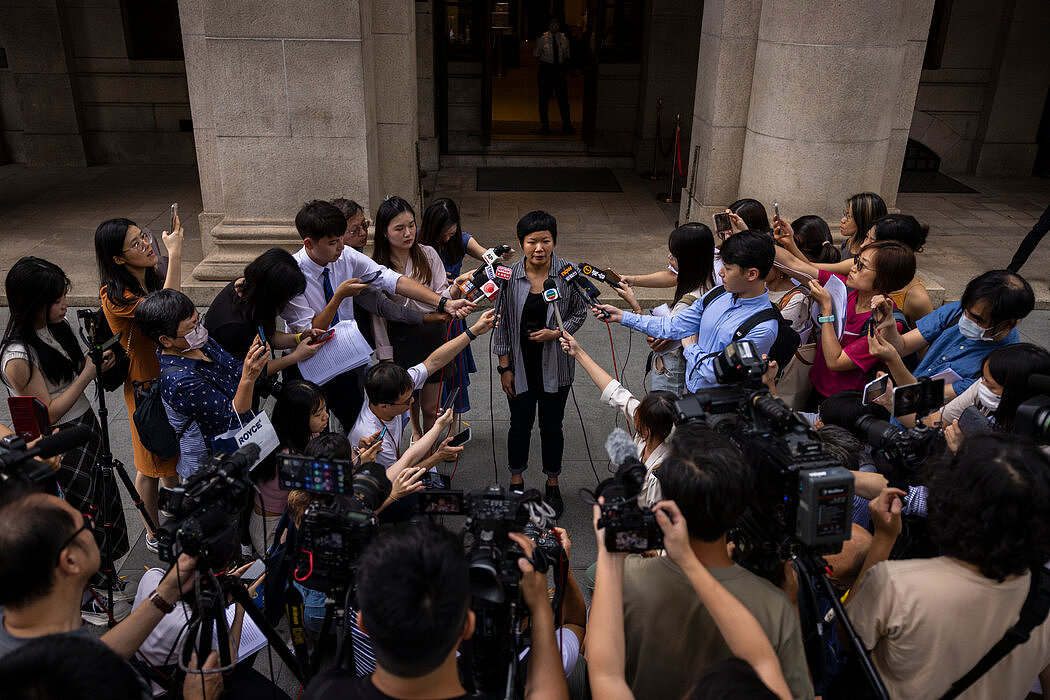 香港新闻界罕见胜利：终审法院推翻对记者蔡玉玲定罪（图） - 1