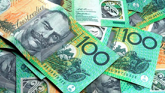 重磅！7月1日起，澳洲最低工资大幅上调5.75%，专家警告：澳洲央行未来恐会继续加息（组图） - 4