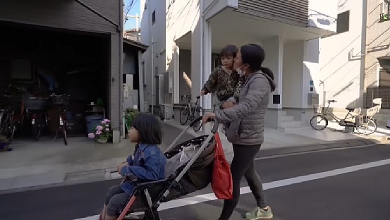 一对中国夫妻在日本生了7个小孩！他们揭开了国人移居的另一个真相……（组图） - 7