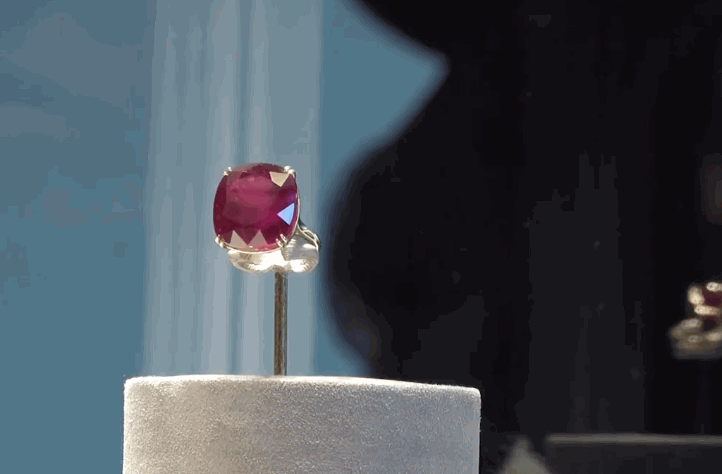 世上最大红宝石“穿透之星”3.4万美金成交！创红宝石拍卖纪录（组图） - 5