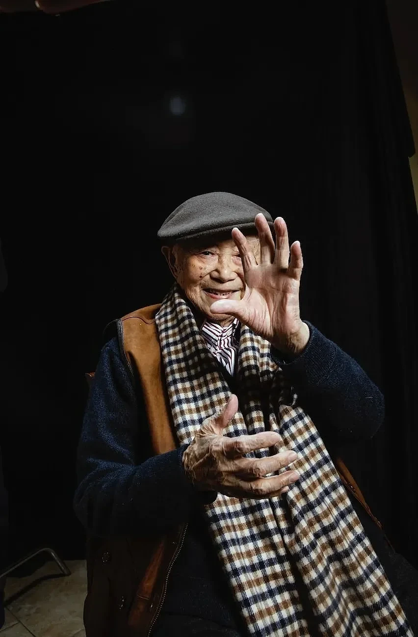 “中国最后的侠客”，99岁的他追随76年前的初恋而去：一生很长，只够爱一个人…（组图） - 8