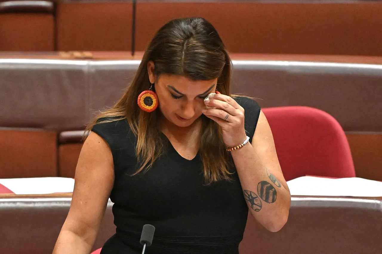 澳洲国会再曝性侵丑闻！自由党议员被指“壁咚、掐臀”女同僚，被开除党籍（组图） - 2