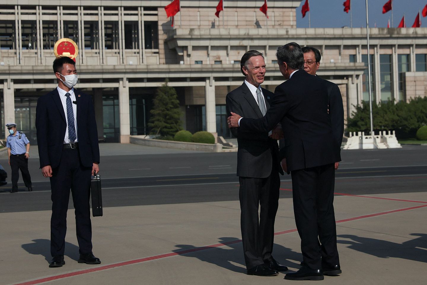 布林肯抵北京，中国外交部北美司长接机，英媒：美卿明晤习近平（组图） - 3