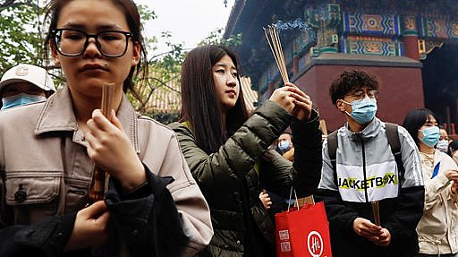 “全职儿女”： 中国严峻就业形势下，年轻人的重整旗鼓之举还是“自我麻醉”（组图） - 2