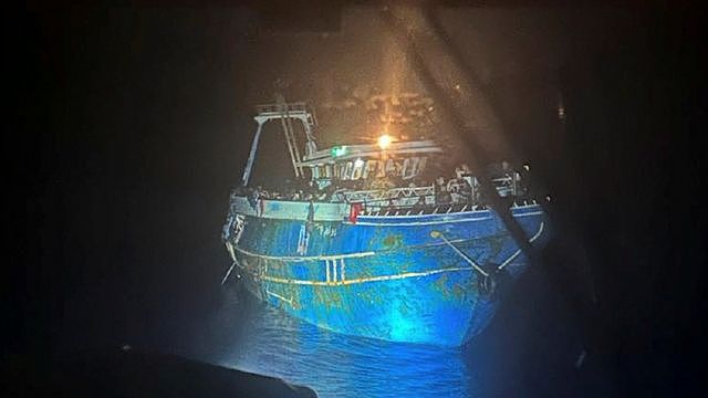希腊偷渡船海难：BBC调查发现海岸卫队说法与船舶追踪数据不符（组图） - 4