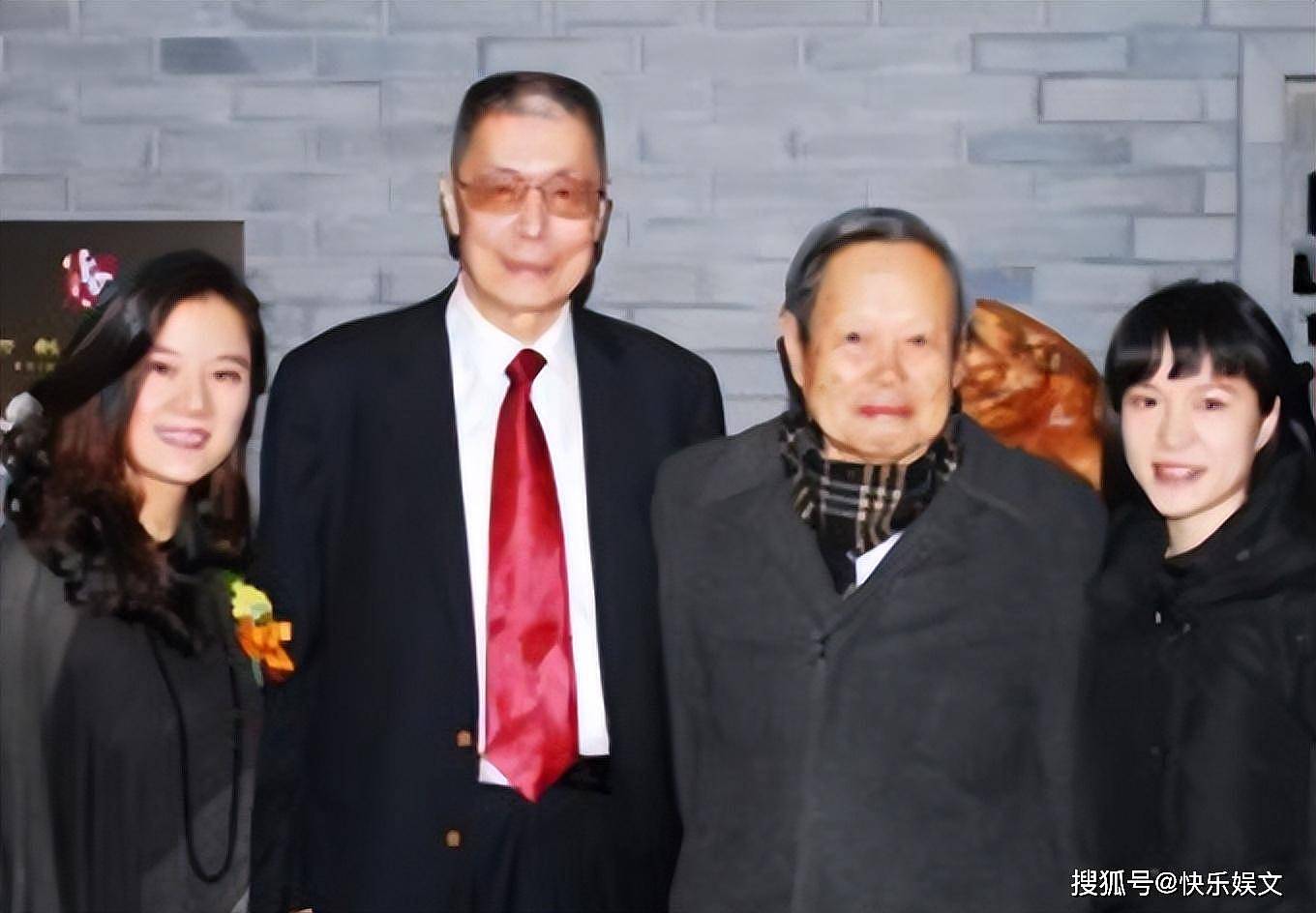 84岁刘诗昆在国外带病演出，双手颤抖疑患帕金森（组图） - 8