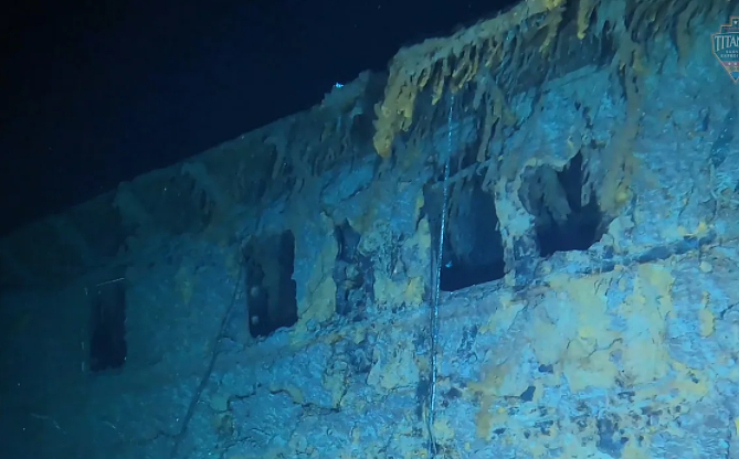 只剩50小时营救！为参观泰坦尼克号，数位亿万富翁搭潜艇潜入海底，如今诡异失联....（组图） - 22