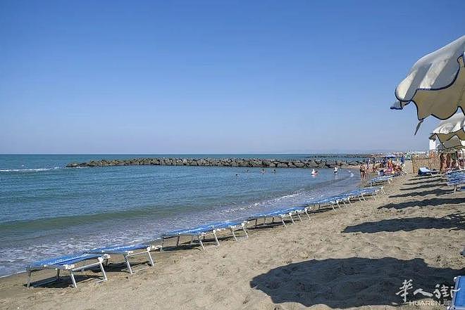 裸体爱好者的天堂！盘点意大利10大最著名的裸体海滩（组图） - 7