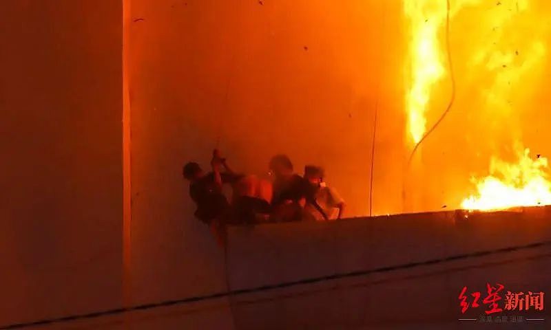 夜店大火持续燃烧3小时：8人死亡，包括6名中国人，遇难者身份公布，警方透露火灾原因...（组图） - 4