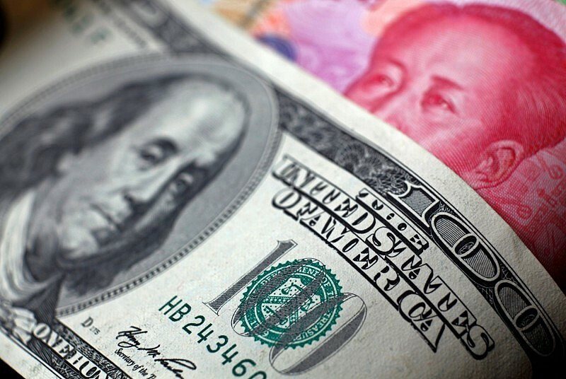 对中国经济增长信心不足？中国人涌入香港存美元（图） - 1